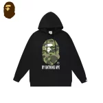 BAPE 迷彩猿人頭字母印花 毛圈連帽衛衣-黑綠