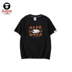 AAPE撞色字母迷彩猿人印花｜短袖T恤｜黑色-正面