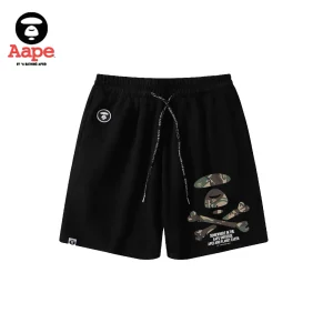 AAPE軍綠迷彩交叉骨LOGO｜鬆緊短褲｜黑色-正面