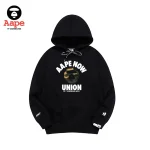 Aape Now連帽衛衣｜軍綠猿人頭字母印花｜黑色-正面